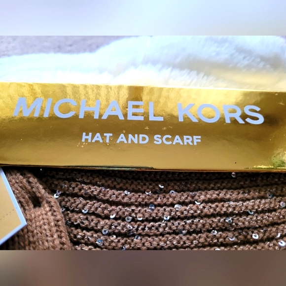 Michael Kors Hat and Scarf - Picture 2 of 7